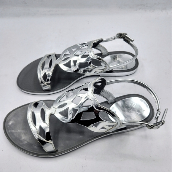 STUART WEITZMAN Gelfisher Laser-Cut Jelly Sandals In Graphite Size 8 - Picture 4 of 7